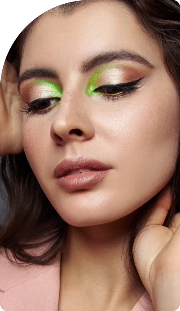 Exklusives Abend-Makeup und Beauty-Treatment für strahlende Augen